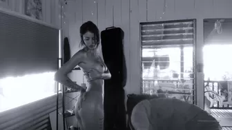 Ava aka avafae Busty wench cums after handjob