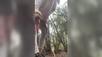 Ava aka avafae Incendiary lady squeezes her crevices