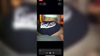 Ash Kaashh onlyfans Beauty squeezes cap