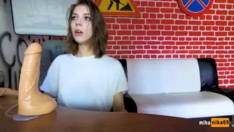 mihanika onlyfans The lady is having fun in private