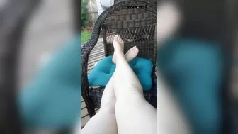 Lazy Feet_PlayfulKimmy928_1080p