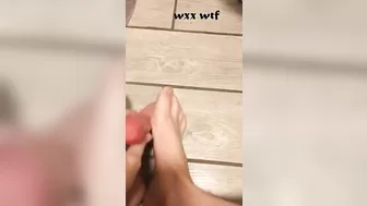 MILF gives Foot Job_babyCakezkimmiej_720p