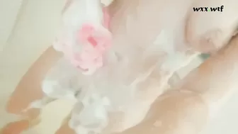 Me taking A Shower and Fingering my Tight Pussy_Alexisbabe420_720p