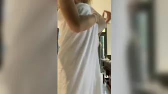 catherine7 onlyfans Bitch rubs pussy handle