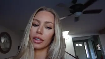 Nicole Aniston Depraved mare caresses big tits