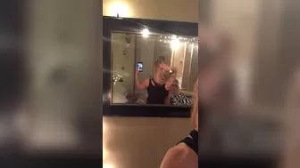 Nicole Aniston Hot bitch caresses shaved cunt