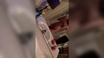 Maddie Springs, maddsprings, maddiesprings Spicy chick fucks sex toy