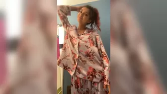 Amira Brie, Princess Amira B, brieamira Mature bitch spreads her sexy legs