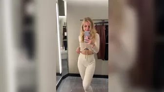 trippie bri, trippie The spicy bitch fucks herself with fingers
