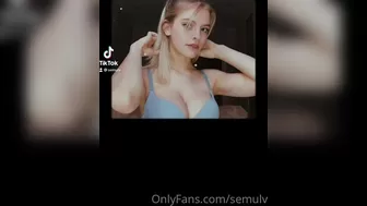 Anna, semulv, semulv babe fingering pussy