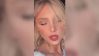 sarahardel onlyfans Sexy babe hammering herself in both slits