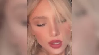 sarahardel onlyfans Busty blonde shows off snatch