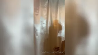 Riley Reid (rileyreidx3) onlyfans Lustful babe pulls on the couch