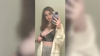 lacy lotus, lacylotus, skylarxraee onlyfans Cute chick gently pulls pussy