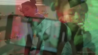 Its_Kaai Gorgeous blonde seduces with big tits