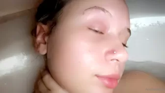 Ariellelael, heluvcoco, uniquelael onlyfans Young slut relish jerking off pussy