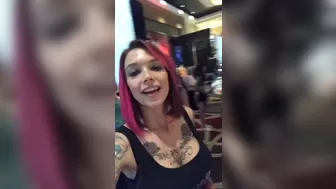 Anna Bell Peaks (AnnaBellPeaks) onlyfans Sexy lady shows boobs