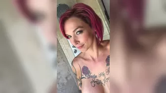 Anna Bell Peaks (AnnaBellPeaks) onlyfans two fingers in pussy