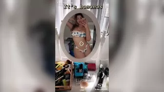 Emira Kowalska (Emira Foods) onlyfans Cute lesbians have fun in the kitchen