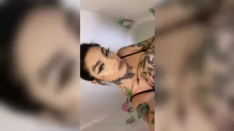 Taylor White onlyfans Gorgeous passion takes a shower