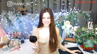 taanni  сексуальная дикуха шалит во фри