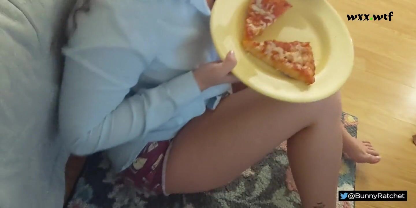 Netflix and Chill and Farting on his Dick - Bunny Ratchet_Bunny  Ratchet_720p - wxx.wtf