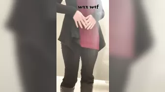Public Bathroom Play for the Hubby at Work_Queen of Hearts 2019_720p