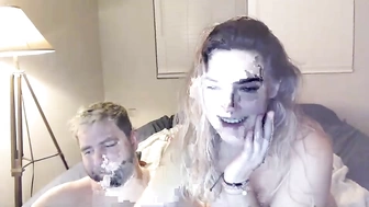 2_kinky77 изящно трахнула свою вульву