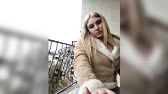 daddySgirl9 повертела своей сочной попкой