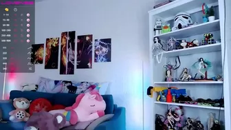 madnessalise chaturbate Gorgeous way demonstrates big tits