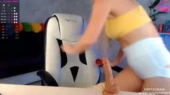 super_peach chaturbate scrawny babe in stockings masturbates for you