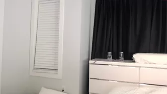 salinaskylar chaturbate Hot babe gives off huge ass