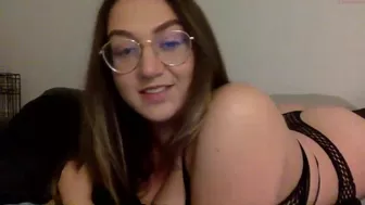 angelbabycirilla chaturbate Tender small fucks herself in the wet pink hole