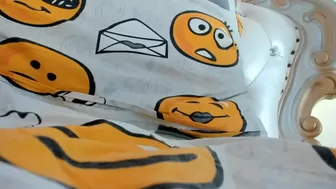 kiradivine chaturbate Crazy whore jerks off the anus in old age