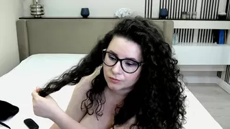 Jessykah chaturbate Glamorous woman caresses juicy holes