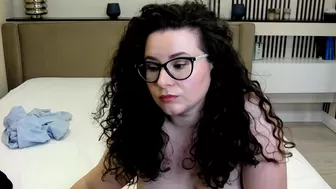 Jessykah chaturbate Busty slut fucks the lips sex