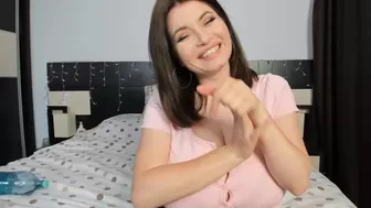 Busty_Ema chaturbate Nude kral masturbates shaved vagina