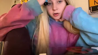 petitegirluvsdick chaturbate Elegant confused caresses juicy wet pink hole