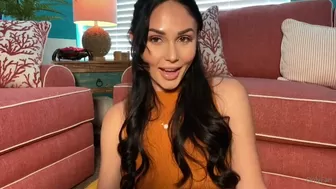 Arianamarie onlyfans Attractive slut is content with a rubber dick