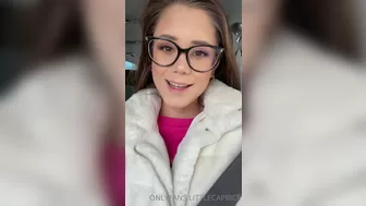 littlecaprice onlyfans Sexy chick demonstrates nude body