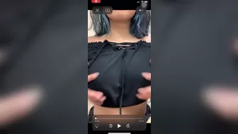 Nejisui onlyfans Verdorbene SchГ¶nheit spielt mit der Klitoris