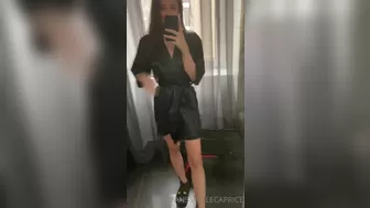 littlecaprice onlyfans Moscow slut pulls wet pink hole