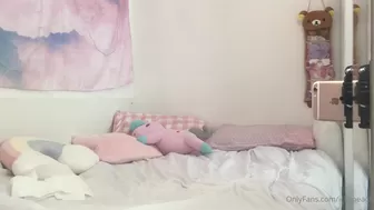 ickypeach onlyfans Wanna play with my wet pink hole