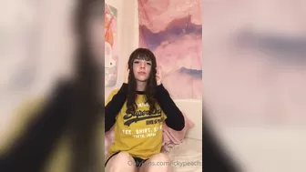 ickypeach onlyfans makes us happy with her hot excited cap