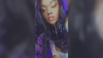 littledolljplay onlyfans Alluring woman shows vulgar essence