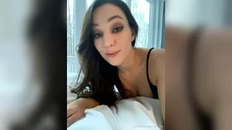 orenda onlyfans Big breasted slut fucks shaved cunt