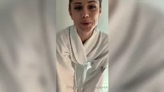 littlecaprice onlyfans shows his body