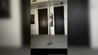 Molly Jane aka mollyjane1011 onlyfans 30/12/2021 webcam video from modelhub