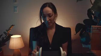 orenda onlyfans rubs and fucks her wet pink hole