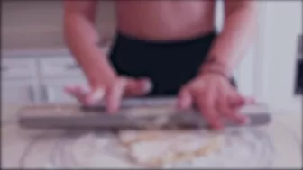 IzzyXx onlyfans cum from the vibrator in the ass.